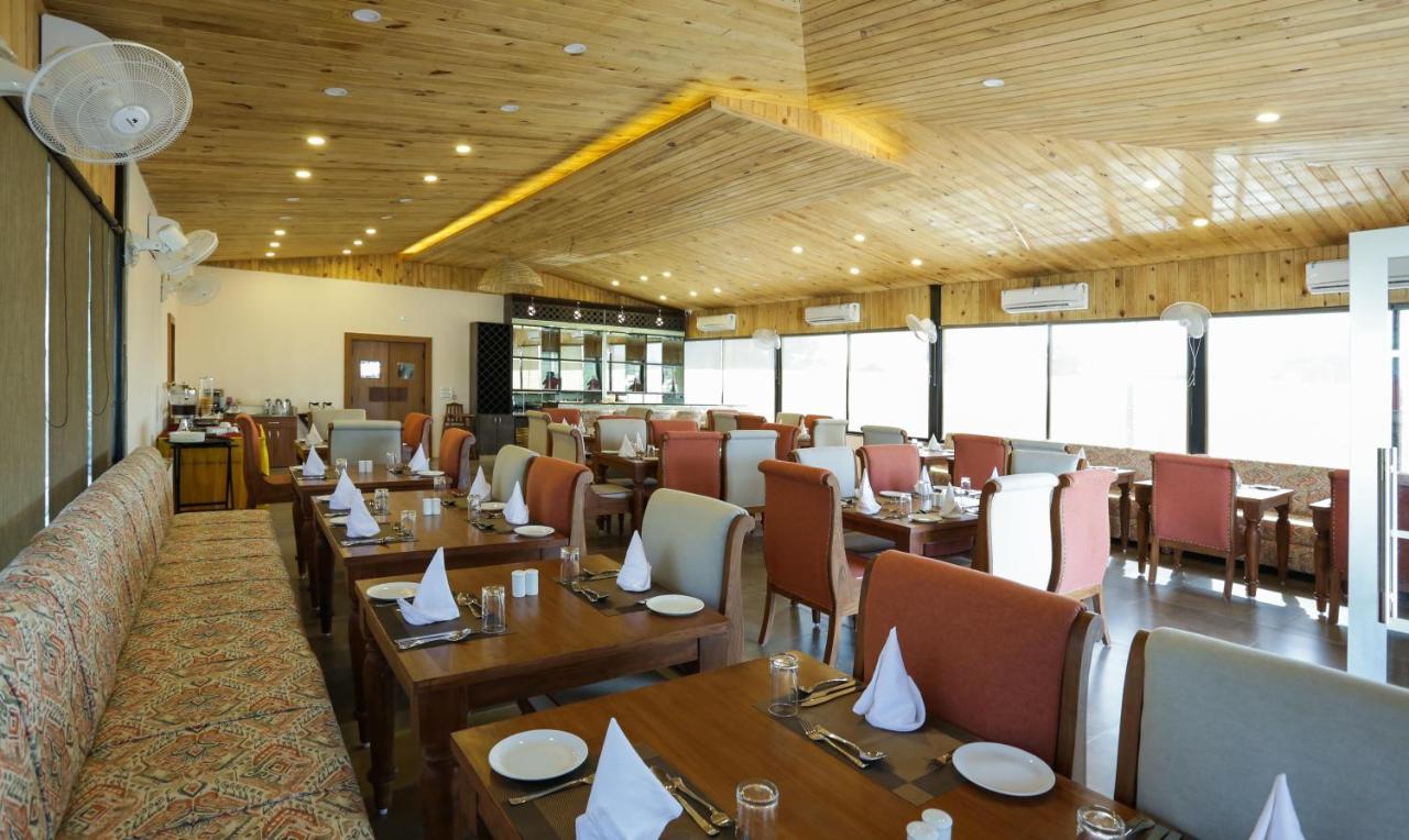 Treebo Blessing Bells Hotell Dehradun Eksteriør bilde