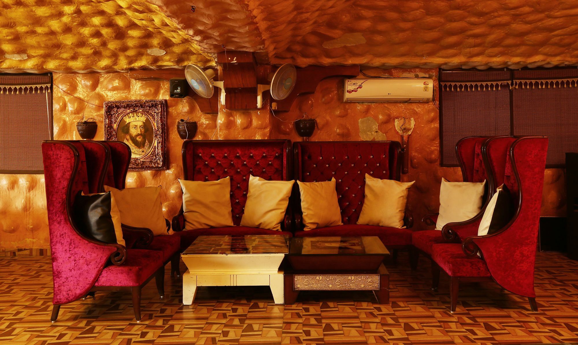 Treebo Blessing Bells Hotell Dehradun Eksteriør bilde